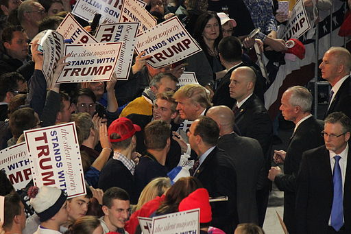 By Evan Guest (Donald Trump in Muscatine, Iowa) [CC BY 2.0 (http://creativecommons.org/licenses/by/2.0)], via Wikimedia Commons